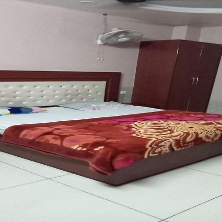Hotel Kings, Rohtak Exterior foto