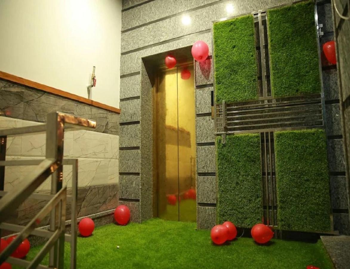 Hotel Kings, Rohtak Exterior foto